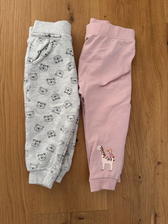 2 Hosen Kinder Gr. 86/92 Neu 