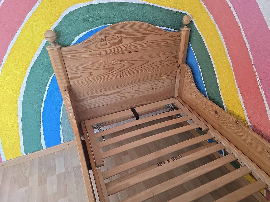 Lits: Nostalgisches Kinderbett – D'occasion à Mogelsberg par php_68jy 2