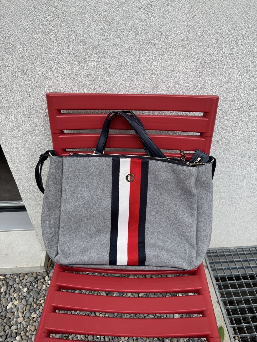 Tommy Hilfiger Borse da donna: Tommy Hilfiger Tasche Crossbody Effortless – Usato da Staufen venduto da Kangoroo3