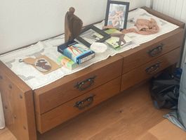 Sideboard Holz mit vier Schubladen gebraucht Zustand