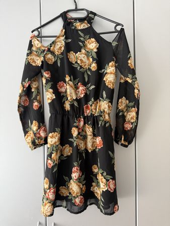 Robe fleurie Zebra XS - idéale pour le printemps!💐🌸🌷(49)