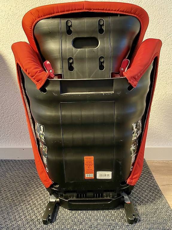 Britax Römer Auto-Kindersitze: Kindersitz Britax Römer – Gebraucht aus Rapperswil BE von FC85 1