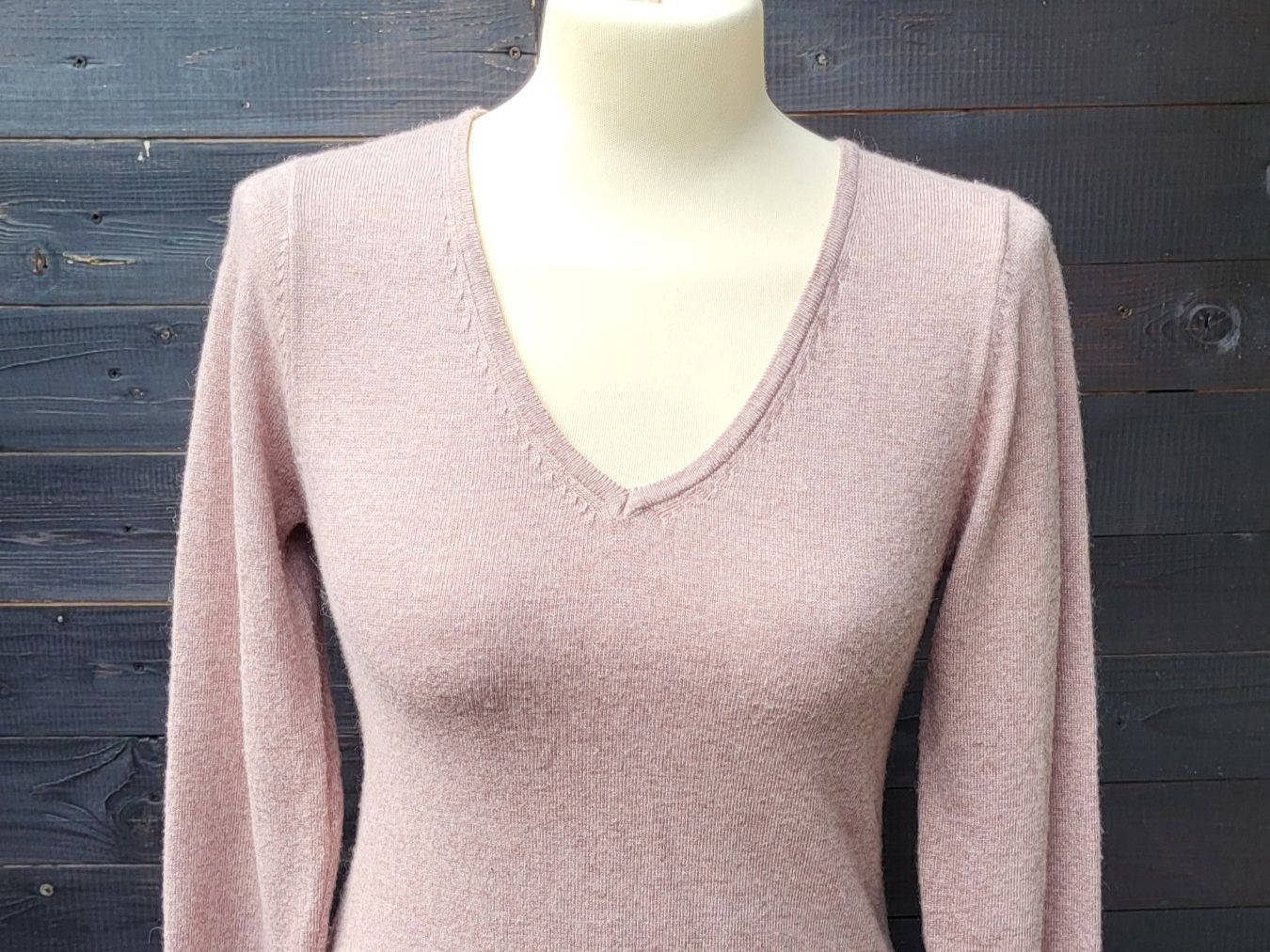 Pullover & Sweatshirts: Pull beige col V – Neu (gemäss Beschreibung) aus Fribourg von VictoriaShop7 1