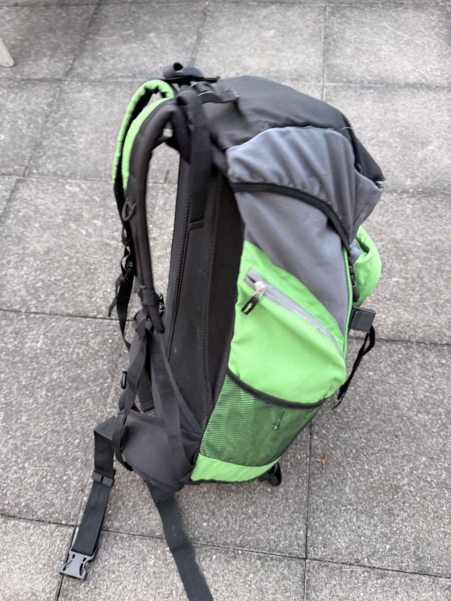 Zaini: Crane Wanderrucksack ca. 35L – Usato da Luzern venduto da xc33