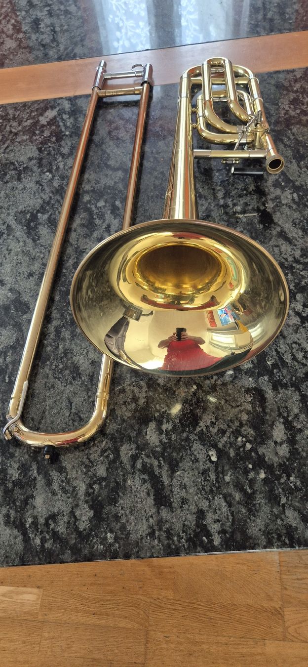 Musikinstrumente: Bach Posaune mit Quartventil – Gebraucht aus Roggwil BE von fra_q2b8 1