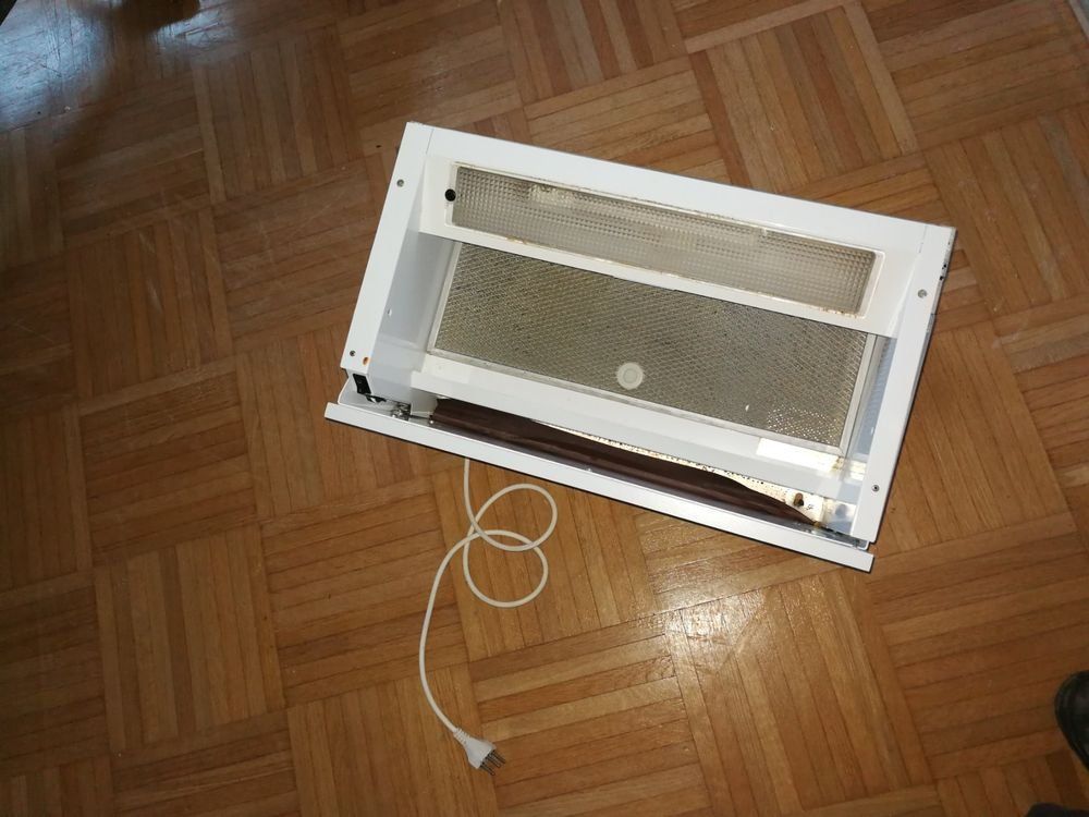 Hottes de ventilation: Dunstabzugshaube – D'occasion à Spreitenbach par Space_X