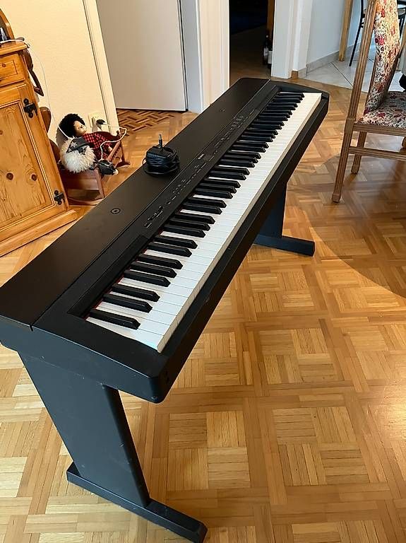 Yamaha Musikinstrumente: Yamaha e-piano P-140 – Gebraucht aus Gümligen von Marianne2 2