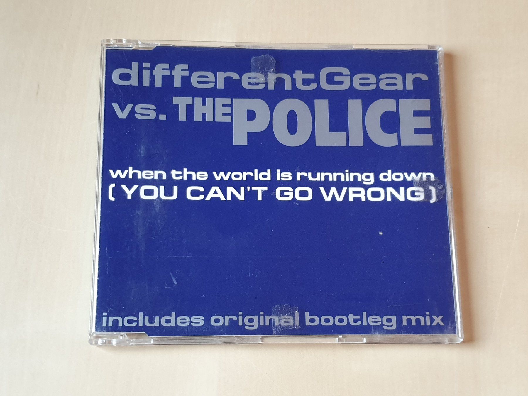 CDs: Different Gear vs The Police when the world is running down – Gebraucht aus Stansstad von collectorsshop