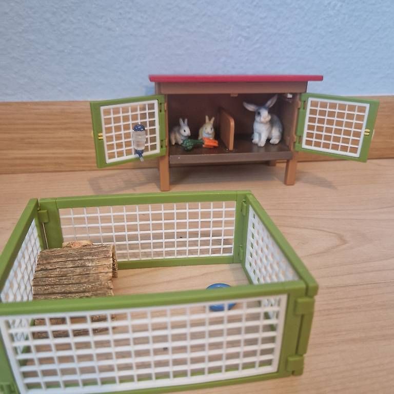 Giocattoli: Schleich Kaninchenstall 42420 – Usato da Rümlang venduto da kar_6nzq