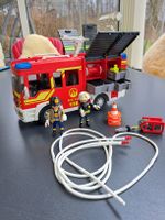 Playmobil 5363 Löschgruppenfahrzeug und 5366 Feuerwehr-Team