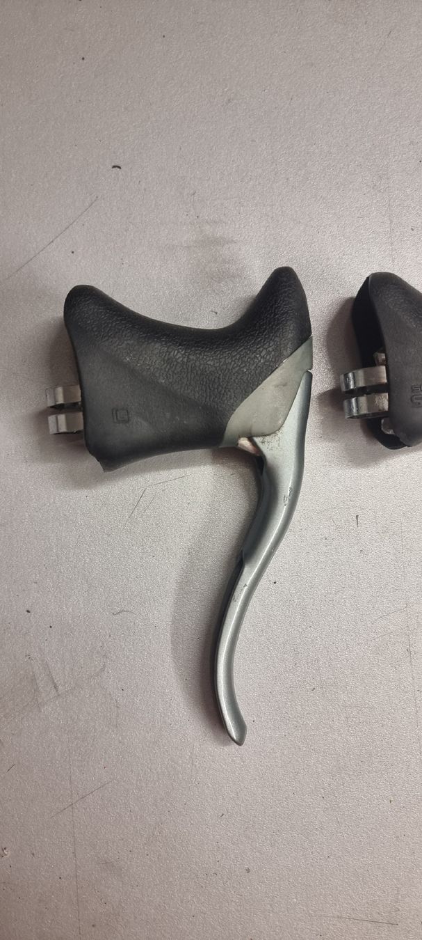 Shimano Pezzi di ricambio: Shimano 600 Bremshebel – Usato da Seon venduto da Stibinio 4