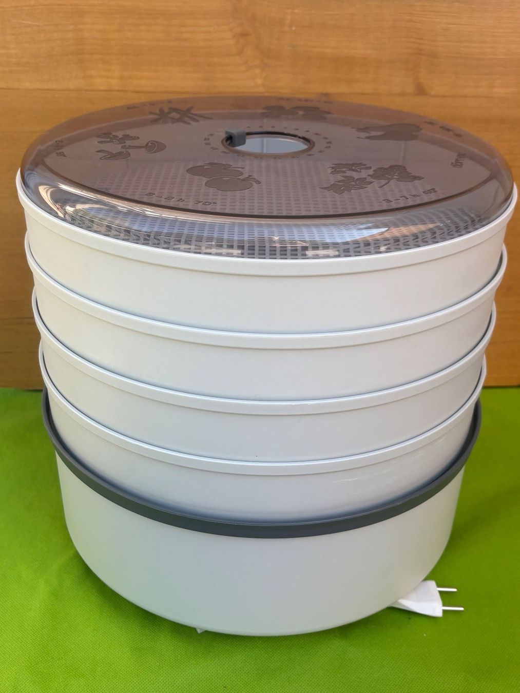 Stöckli Elettrodomestici da cucina: STÖCKLI DÖRREX mit 4 Dörrgitter – Usato da Wil SG venduto da rolandsflohland 1