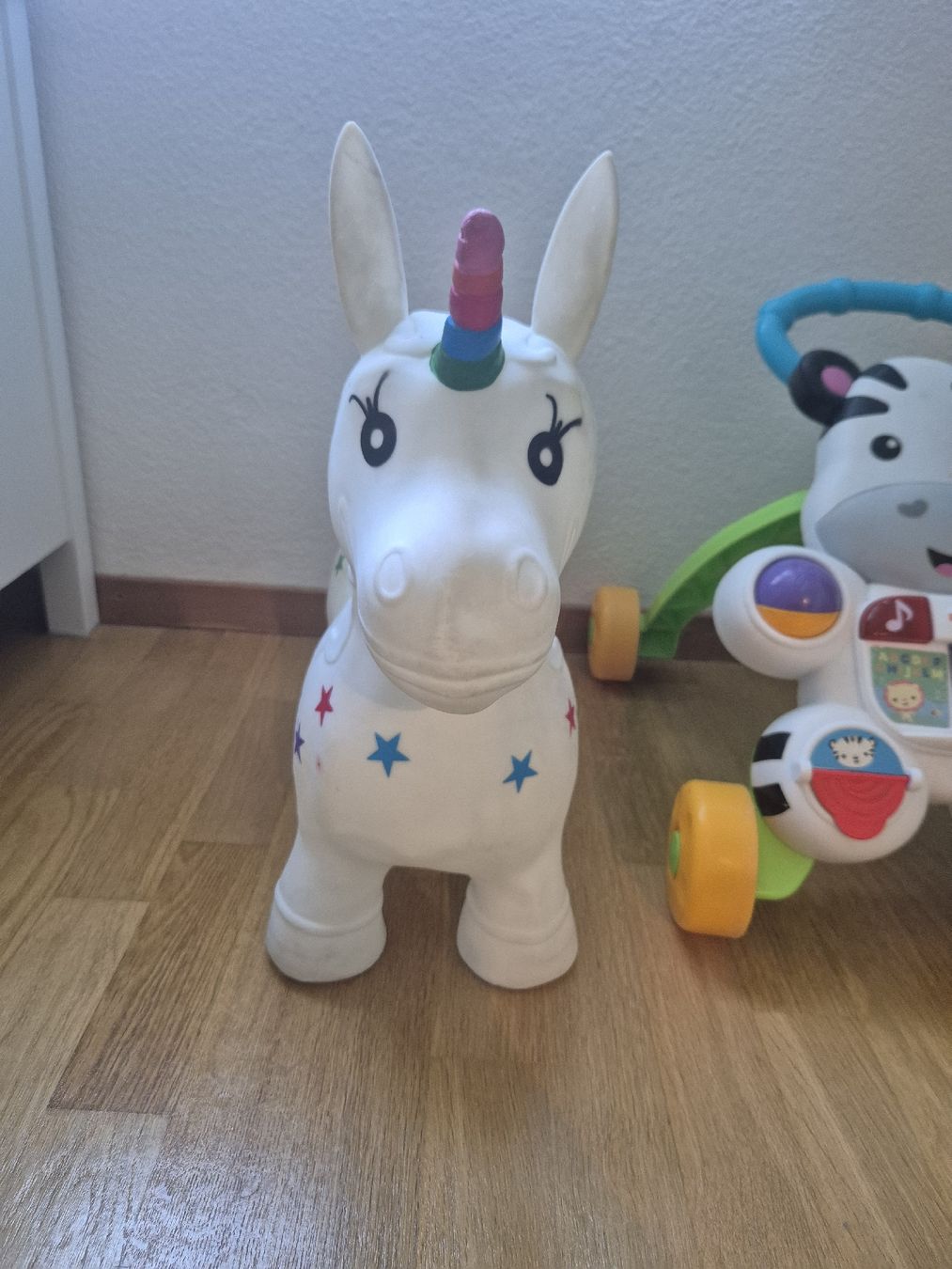 Jouets: Bouncy unicorn – D'occasion à Regensdorf par iri_yjs7