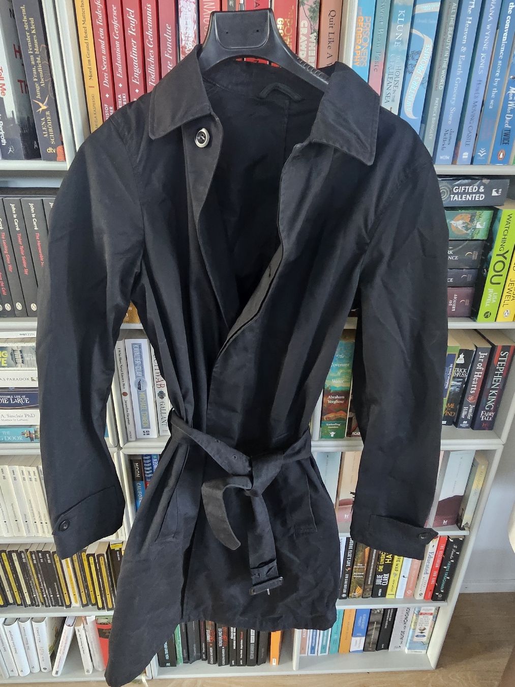 Prada Cappotti: Prada Trenchcoat Mantel Schwarz 46 – Usato da Altendorf venduto da nab_mxj7 2