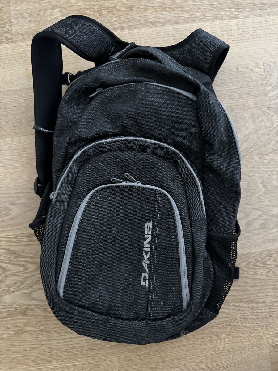 Dakine Zaini: Rucksack Marke Dakine – Usato da Siegershausen venduto da deb_zcd8