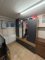 Kleiderschrank 