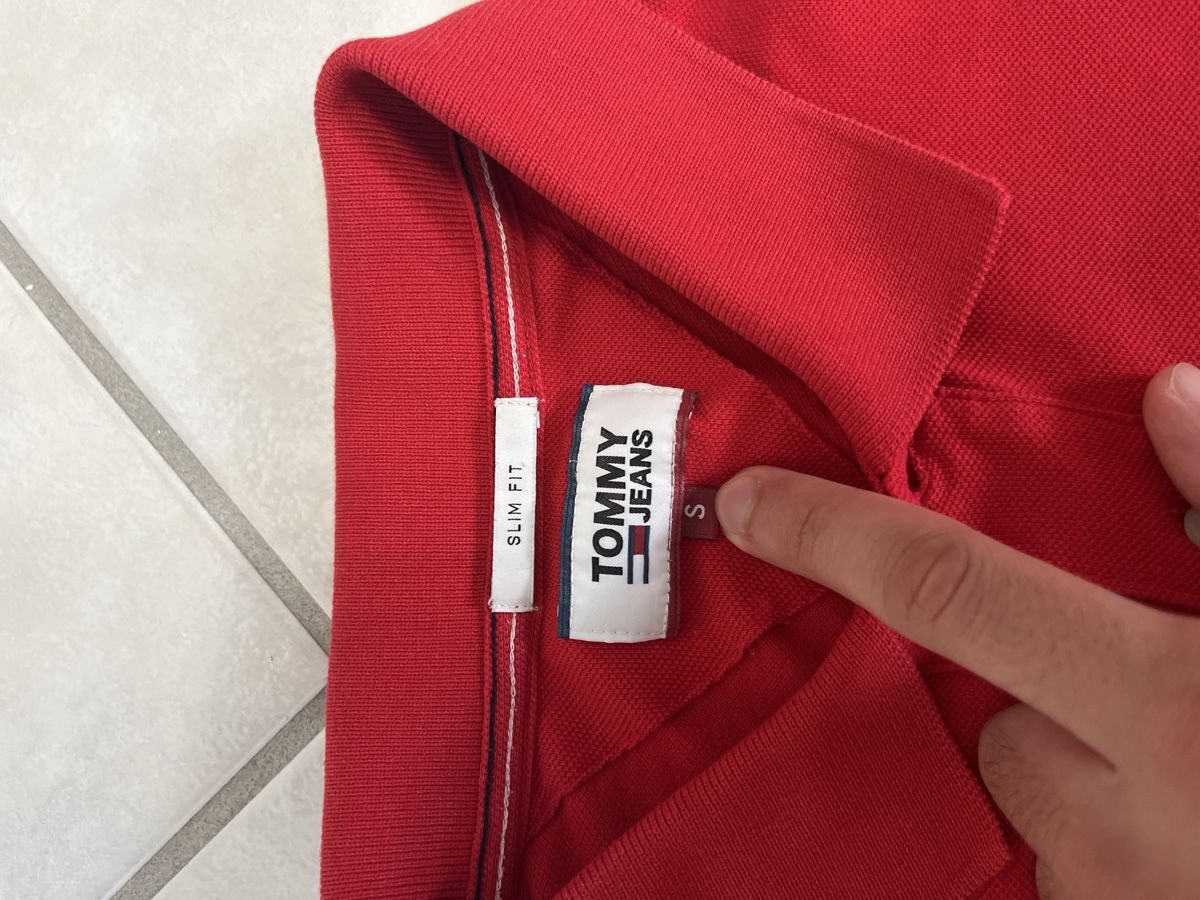 Polos: Polo Tommy Hilfiger Coton – Neuf (Voir description) à Delémont par gabrielquintas9 1
