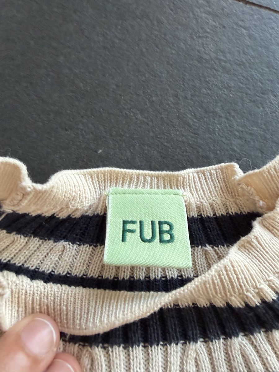 Maglioni & Felpe: FUB Pullover Gr. 116 Top Zustand  – Usato da Rorschacherberg venduto da Merinokatze 4