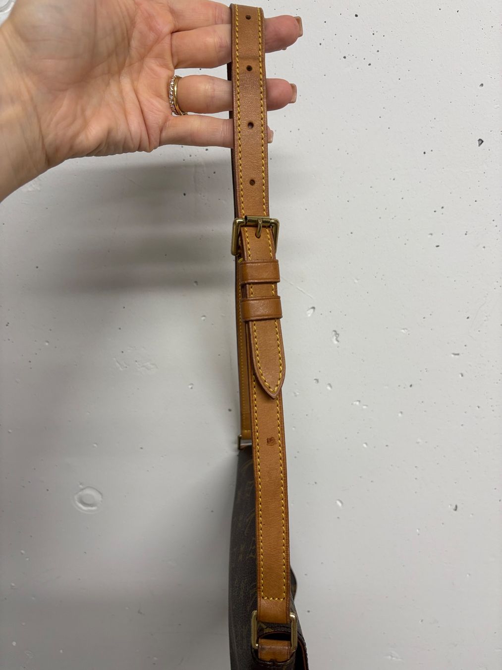 Louis Vuitton Taschen für Damen: Louis Vuitton Monogram Musette Tango Tasche braun – Neu (gemäss Beschreibung) aus Regensdorf von secondchancefashion 6