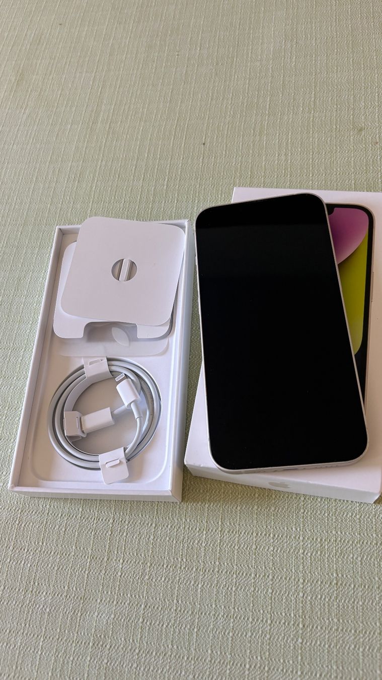 Apple Handys / Smartphones: iPhone 14 weiss/silber 128GB, Batterie 90% – Gebraucht aus Ermatingen von ruewa 3