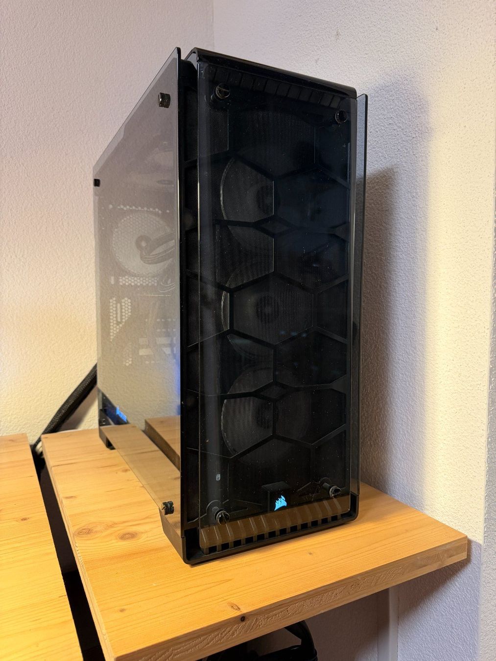 Amd PC: AMD Threadripper 1920X Workstation PC | 32GB RAM | GTX 1070 – Usato da Zürich venduto da t_and 2