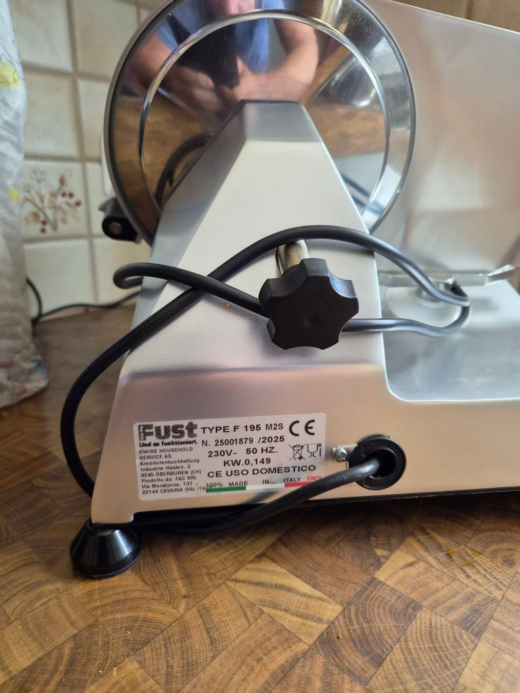 Elettrodomestici da cucina: Aufschnittmaschine – Usato da Hefenhofen venduto da Frisch0 1