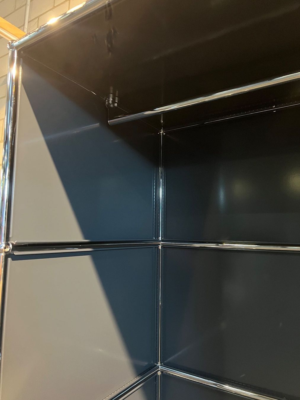 Guardaroba: 006 USM Haller Garderobe – Usato da Wangen an der Aare venduto da TBYN 8