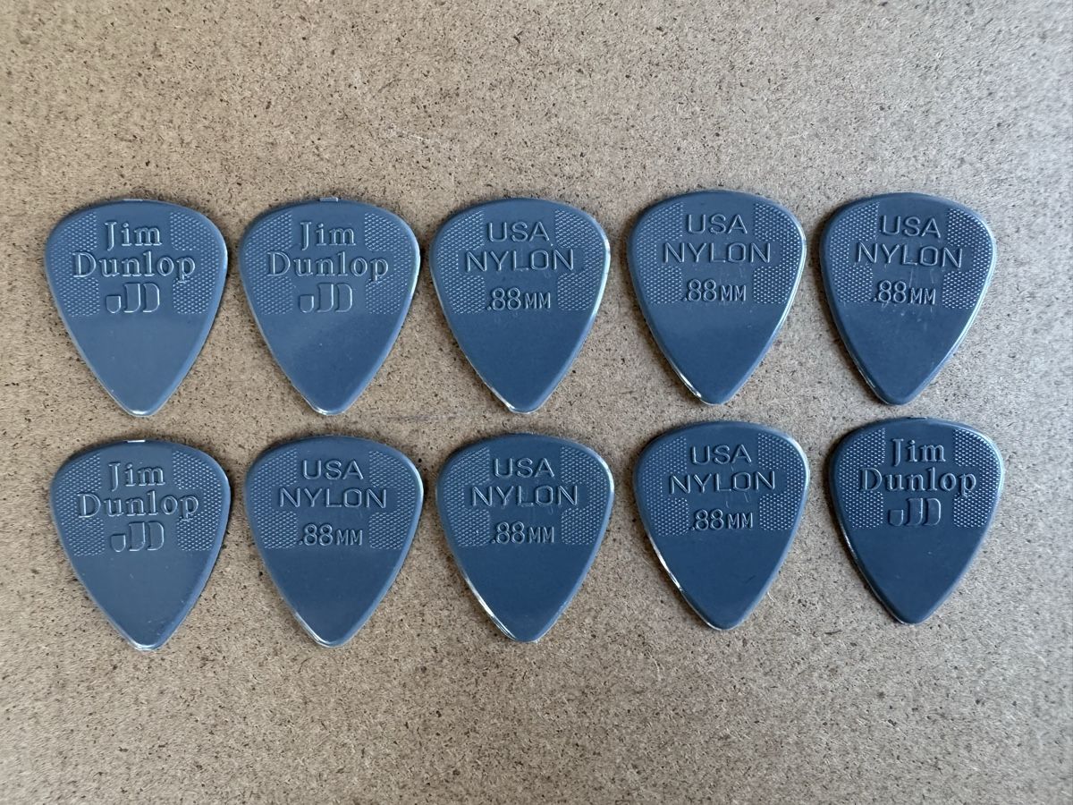Strumenti musicali: USA Nylon Plektrum – Nuovo (secondo la descrizione) da Oberlunkhofen venduto da ste_vtj5 1