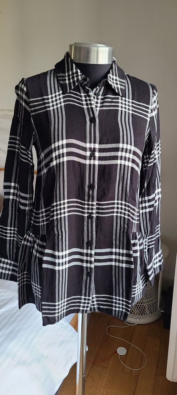 Hallhuber Camicette: Bluse von Hallhuber, Gr. 34 – Usato da Basel venduto da Luzora 1