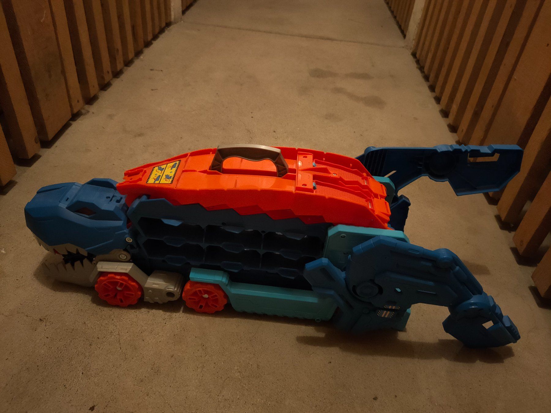 Hot Wheels Spielzeuge: Hot Wheels Dino – Gebraucht aus Jona von Sydney304 2