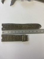 Omega Leder Armband Crocodile Grau 18x16mm