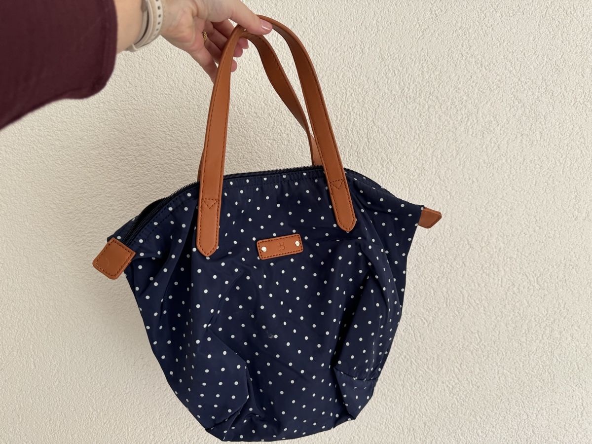 Taschen für Damen: Tasche dunkelblau/weiss gepunktet – Neu (gemäss Beschreibung) aus Langwiesen von TinaB93