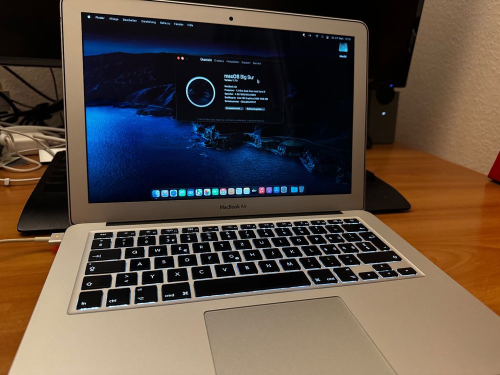 Apple Notebook: MacBook Air 13'' 4Gb RAM 128Gb SSD – Usato da Reinach BL venduto da lanserver