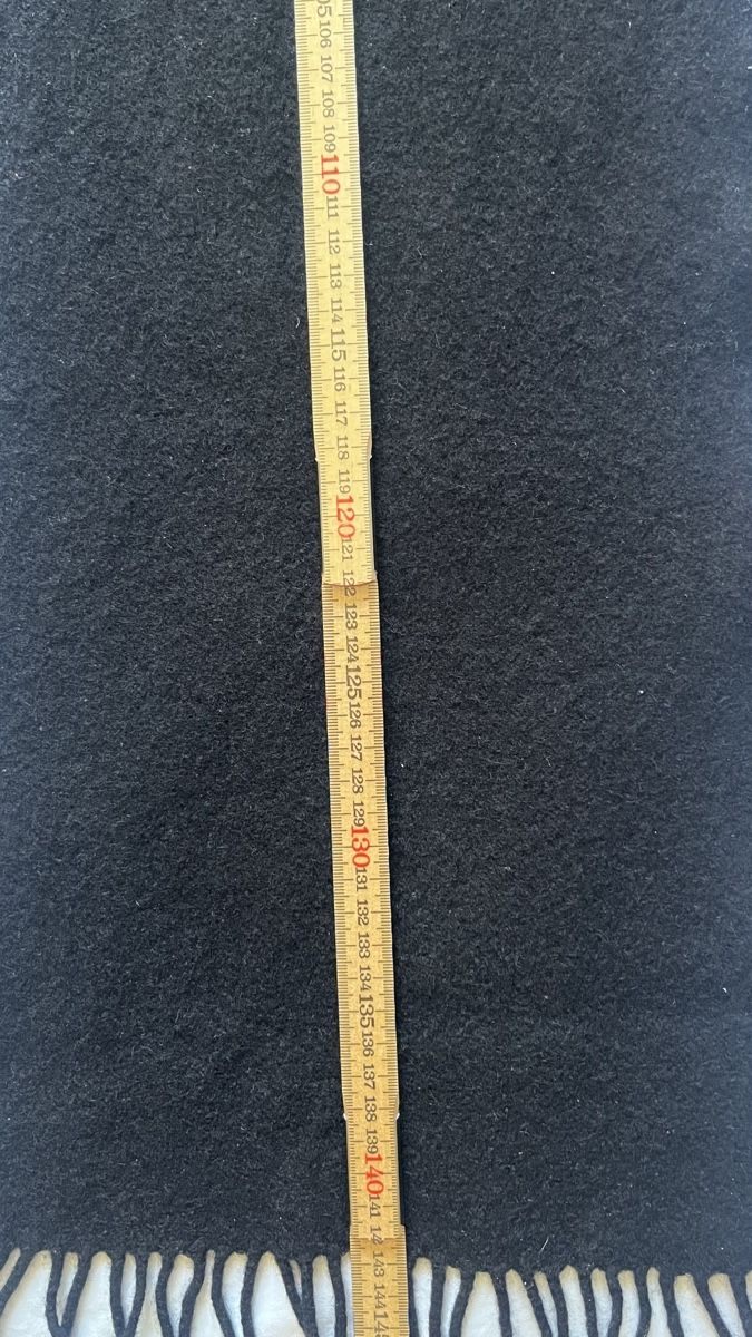 Schals: Schal 143cm x 27cm – Gebraucht aus Davos Platz von Infinity795 2