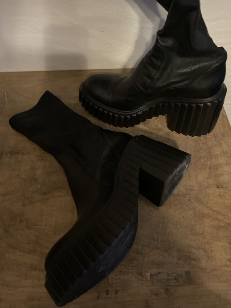 AGL Scarpe da donna: AGL Stiefel neuwertig – Nuovo (secondo la descrizione) da Rorschach venduto da lvi_p29s 6