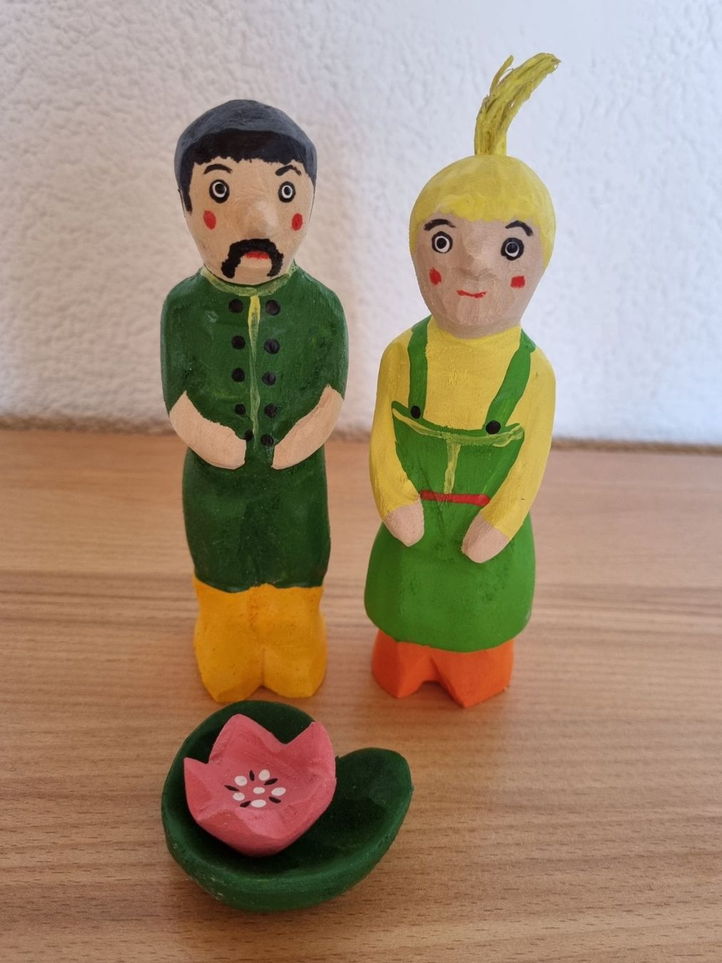 Statuette: Uratj Holzfigurenset – Usato da Weite venduto da Nur63