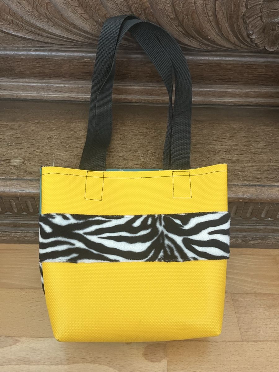 Borse da donna: Tasche, farbig – Usato da Uetikon am See venduto da erz13 6
