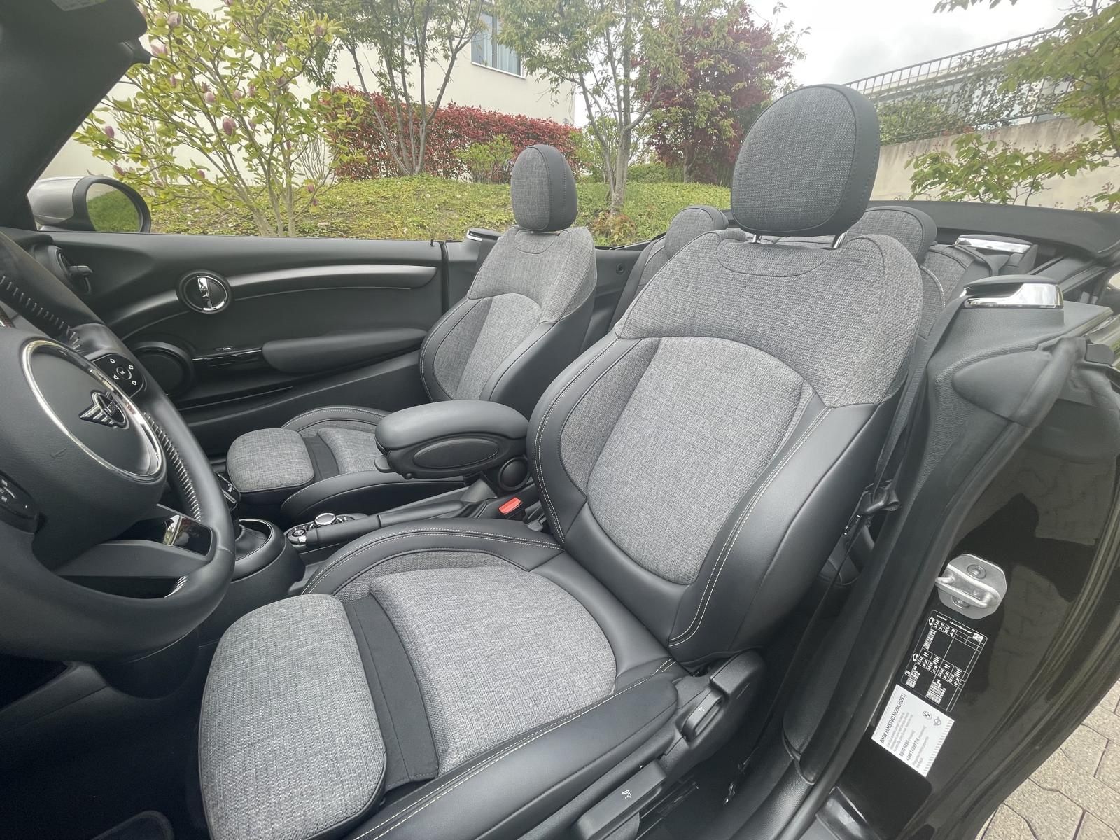 Mini Automobili: Mini Cooper Cabrio 2023 - Black Edition – Usato da Egnach venduto da Thankyou 6