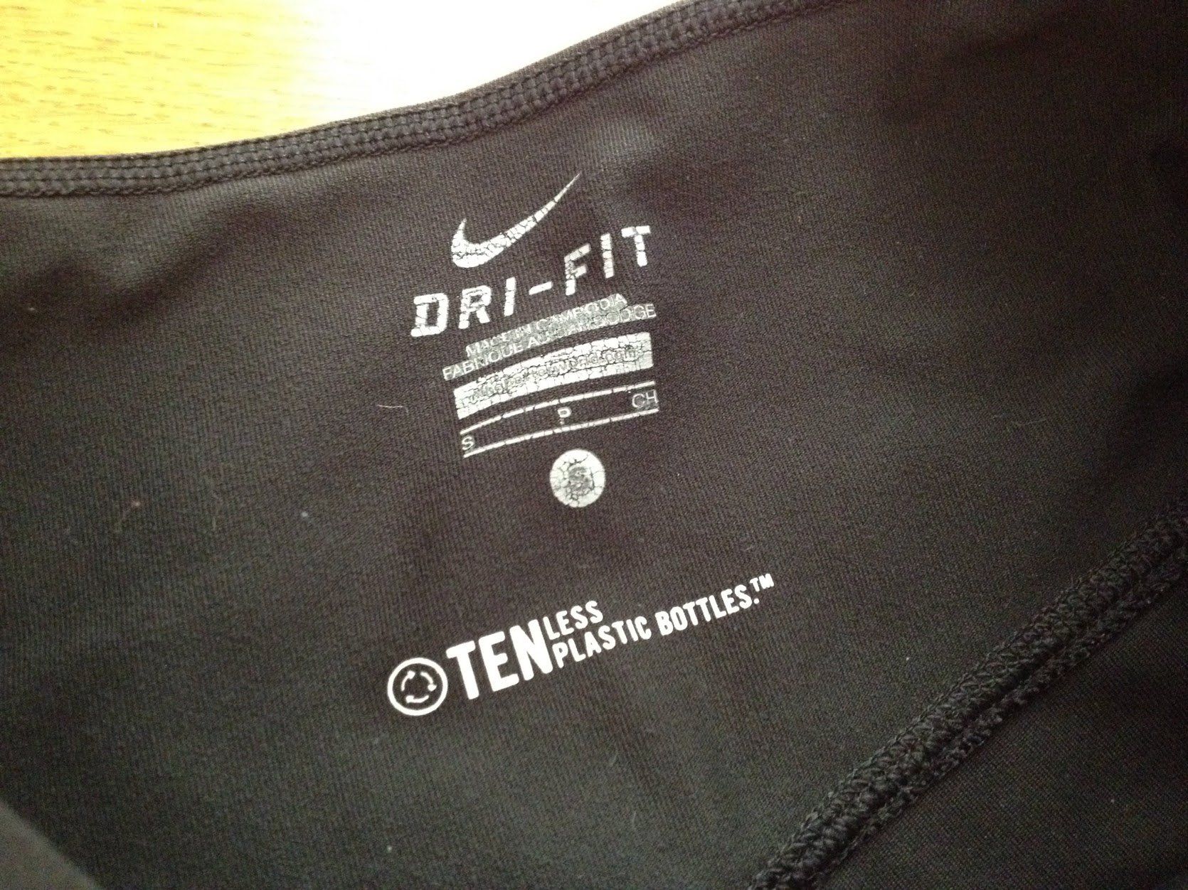 Nike Leggings: Kurze Leggins/shorts Nike – Gebraucht aus Dübendorf von Fip05 2