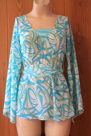 Ava's Couture * luftige TUNIKA Modern Art  36  S  Neu!