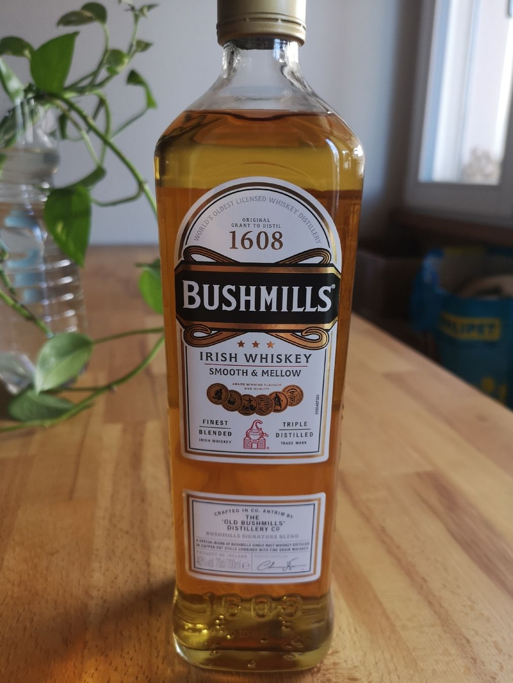 Spirituosen: Bushmills Irish Whiskey, 3 Flaschen – Neu und originalverpackt aus Waltenschwil von Andy.Z01 3