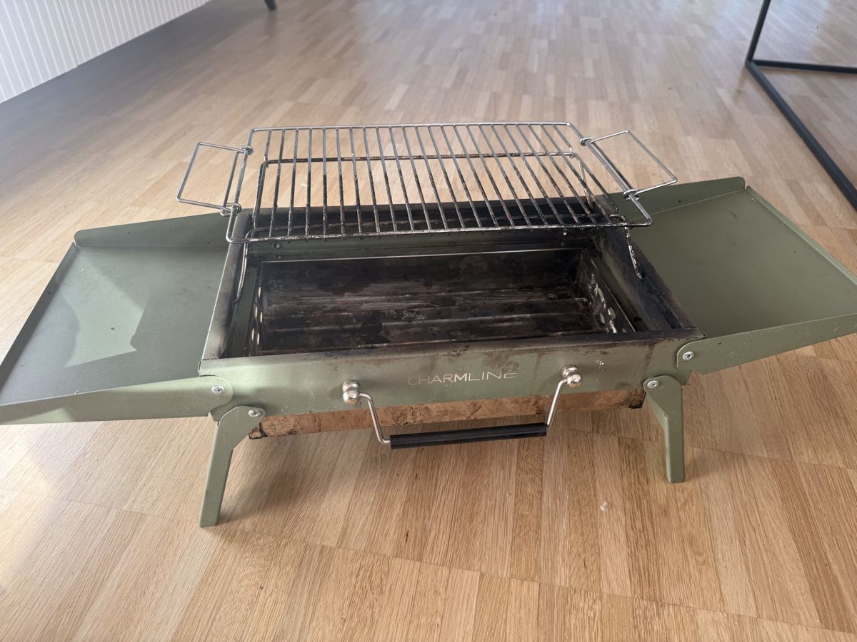 Griglie: Tragbarer Holzkohlegrill  – Usato da Bern venduto da jac_5hjp