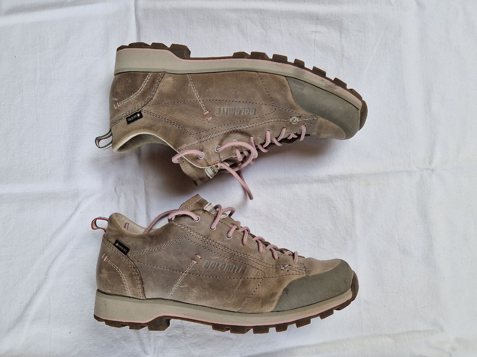 Dolomite Scarpe da donna: Dolomite Karakorum, leichter Wanderschuh, Gr. 40 2/3 – Usato da Hilterfingen venduto da Housi32 1