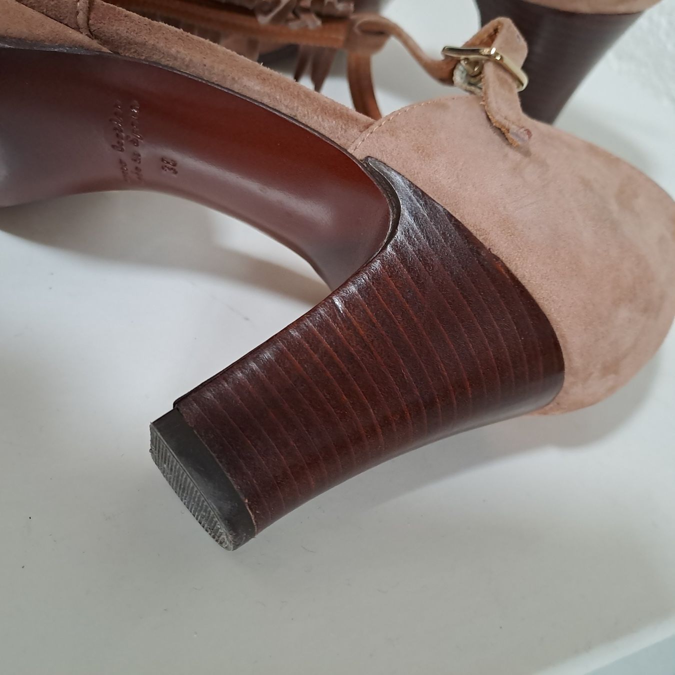 Chie Mihara Scarpe da donna: Damenschuh, Chie mihara,  Gr. 38, NP 399-- – Usato da Frauenfeld venduto da Andadaa 5
