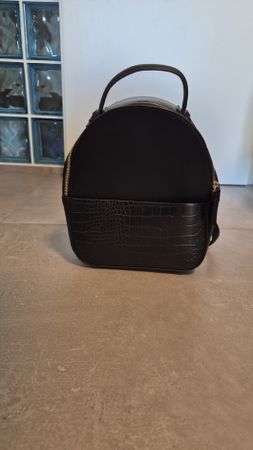 Sac à dos noir EVEN&ODD femme imitation croco neuf