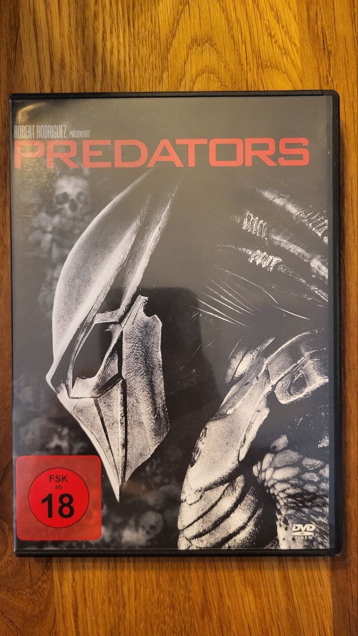 Tutti i DVDs: Predators (DVD) – Usato da Suhr venduto da kap_wq5h