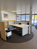 Kompletter Büroarbeitsplatz höhenverstellbar mit Stauraum