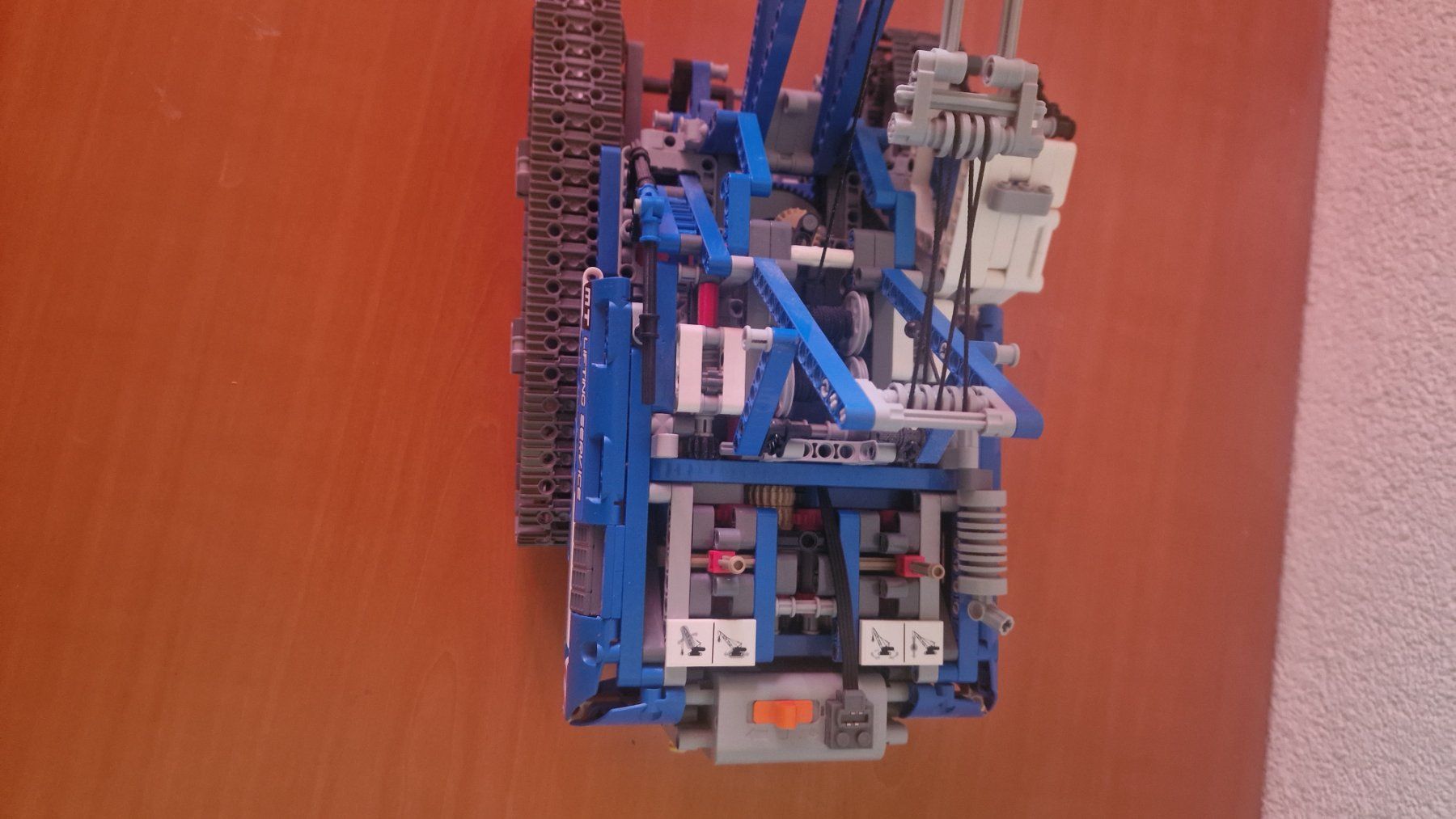 Grues: Lego Technic Raupenkran 42006 – D'occasion à Sirnach par Giordi1 3