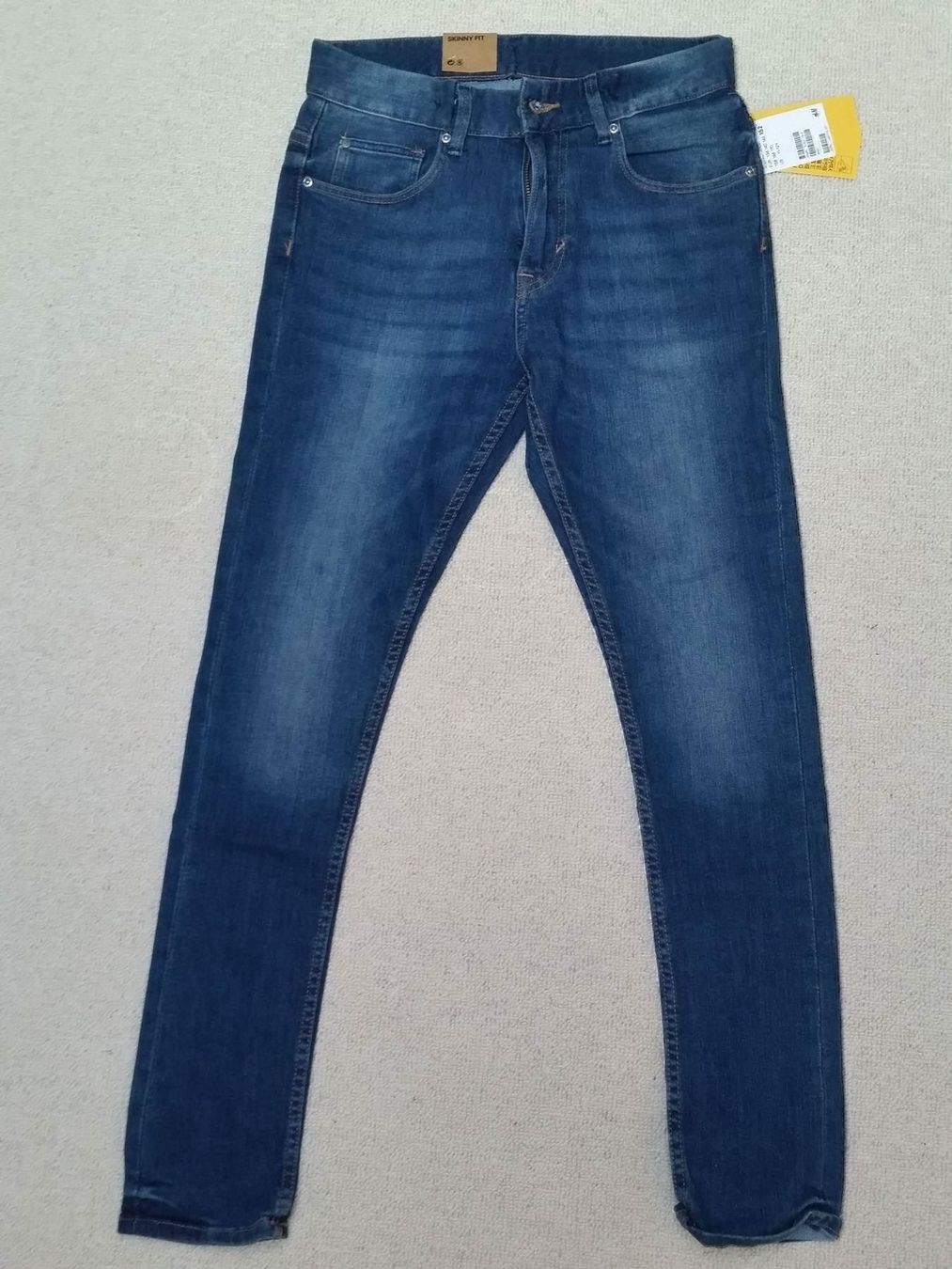 H&M Pantaloni: FABRIKNEU: H&M Denim Jeans, Gr. 152 – Nuovo e nell'imballaggio originale da Winterthur venduto da Mick77
