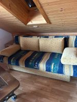 Bequemes Schlafsofa mit großem Bettkasten